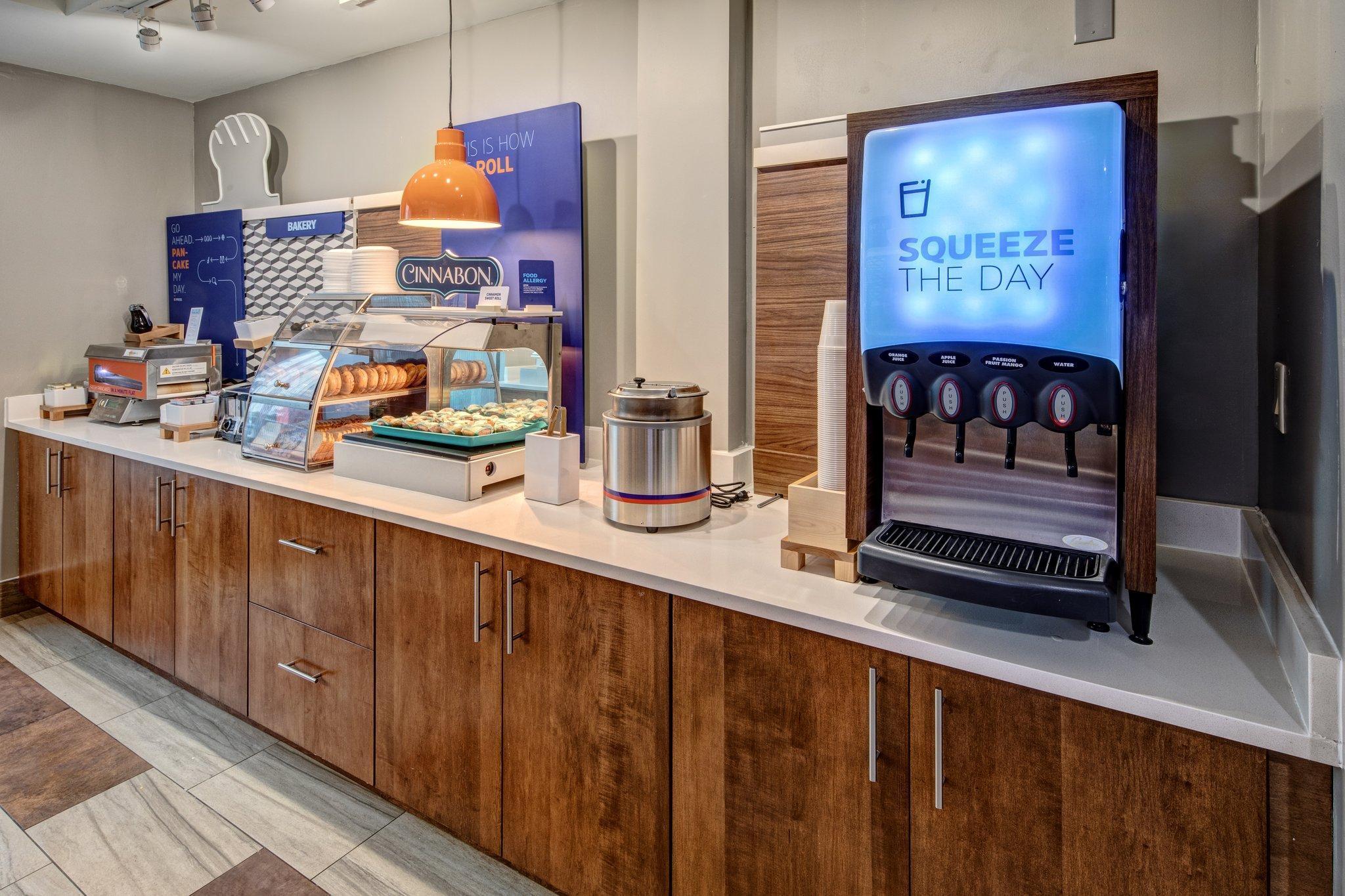 Holiday Inn Express Hotel & Suites Memphis Southwind By Ihg Exteriör bild