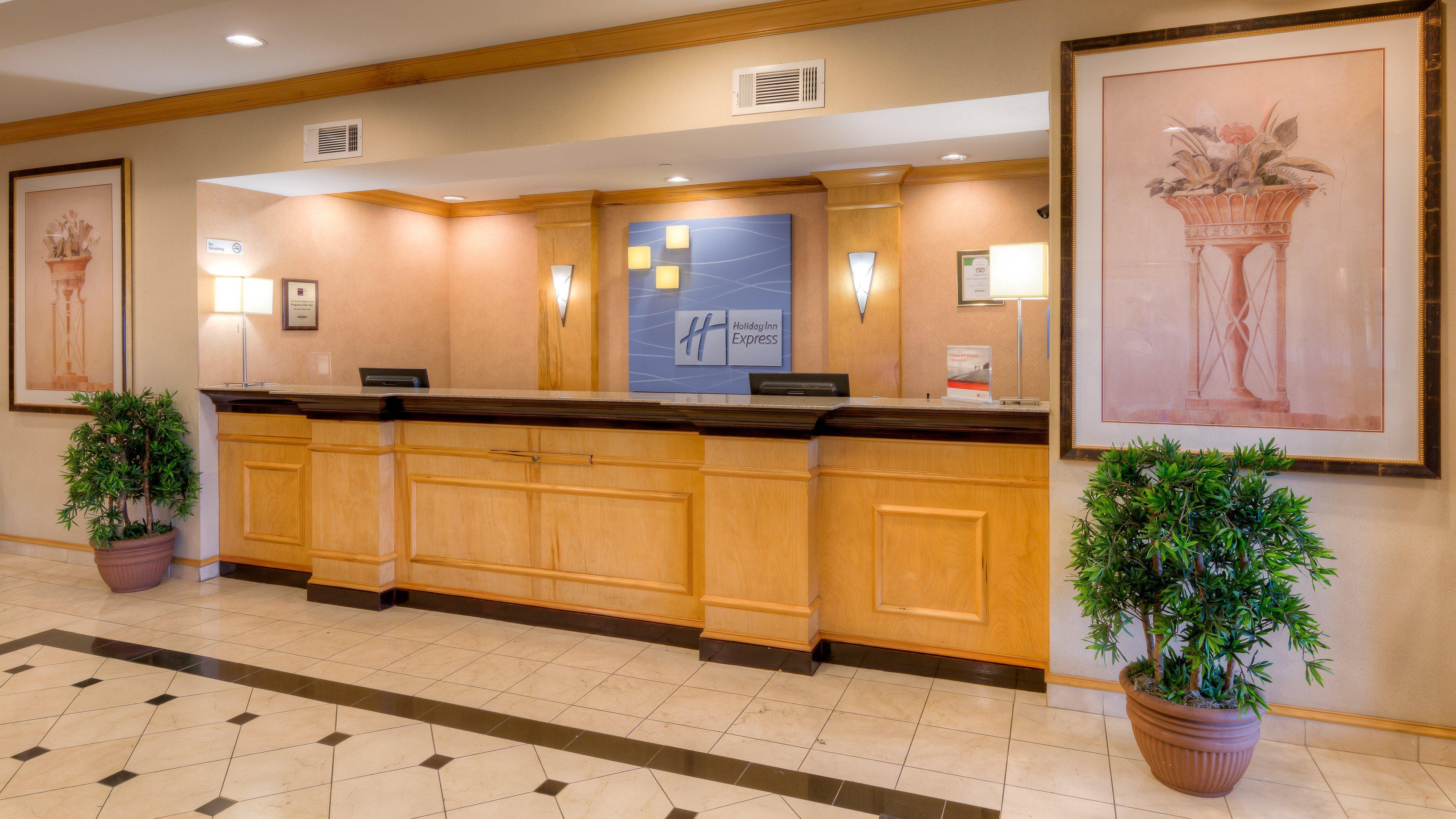 Holiday Inn Express Hotel & Suites Memphis Southwind By Ihg Exteriör bild