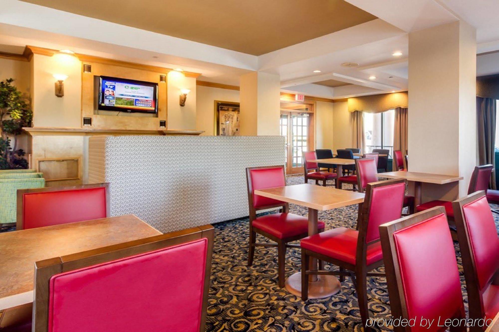 Holiday Inn Express Hotel & Suites Memphis Southwind By Ihg Exteriör bild